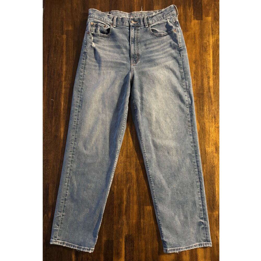 American Eagle Women’s 12 Short 31 x 29 Jeans Baggy Straight Highest Rise Denim